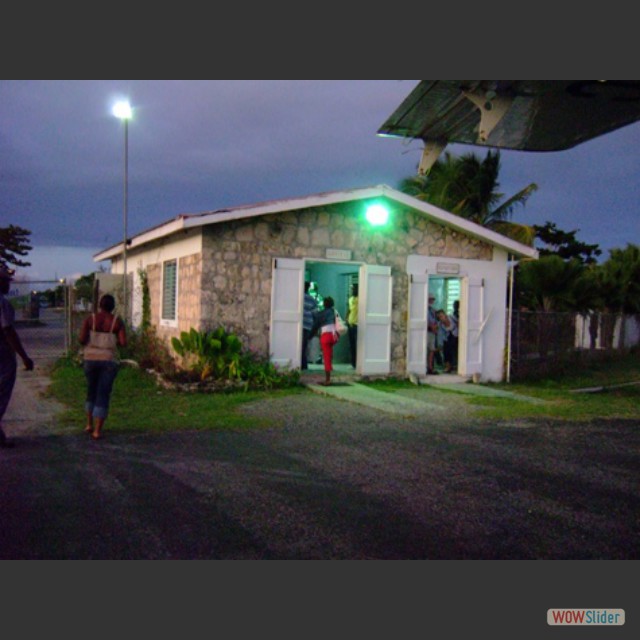 flight to Barbuda028